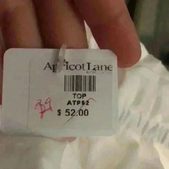 Apricot Lane White Over the Shoulder Crop Top S - Picture 8 of 8